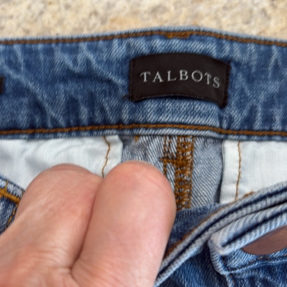 Talbots Easy Straight Ankle Denim Jeans with Raw Hem. Size 10P. EUC - Picture 4 of 8